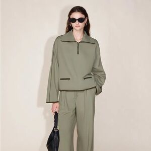 Fabrique Jane Contrast Trimmed Lapel Zip Up Sweatshirt
